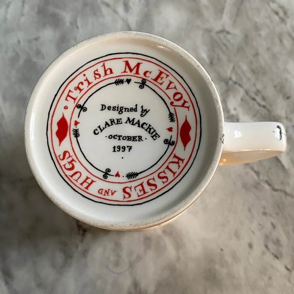 Vintage Designer Trish McEvoy  Illustrated Mug - Picture 3 of 4